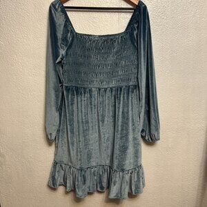 LC Lauren Conrad velvet Petite Women Dress New  Size M Petite tiered hem party
